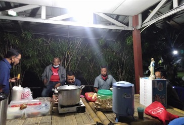 perjamuan hut--